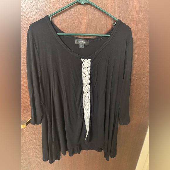 Karen Kane Black Lace Detail Top Women’s Plus 3X — Good Condition - Picture 1 of 3